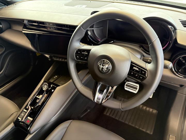 JUNIOR Ibrida Edizione Bianco