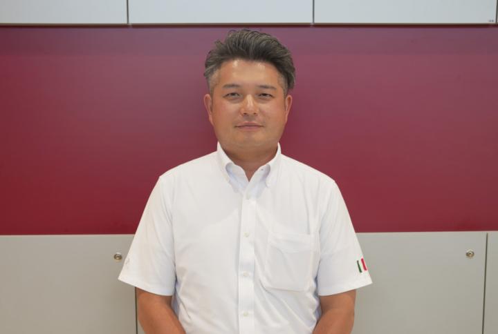 店長 成徳