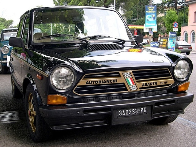 595 スコルピオーネオーロ｜フィアット／アバルト東名川崎スタッフ