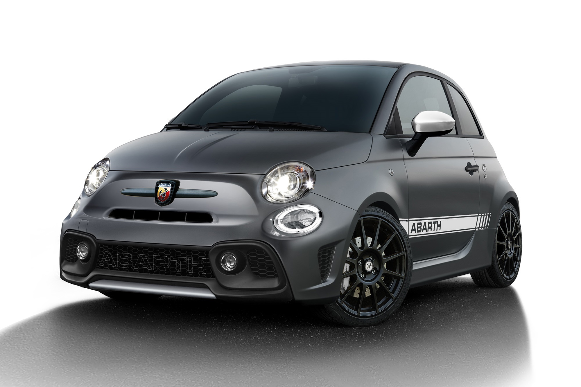 ABARTH595 Competizione Performance Package 3 発売！展示は・・・から！｜フィアット／アバルト 京都スタッフブログ｜FIAT/ABARTH Official Dealer Site