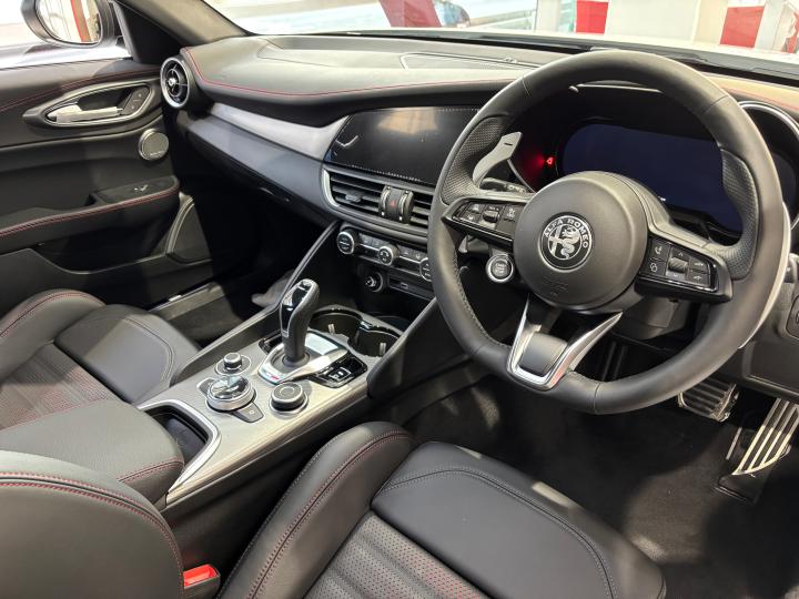 GIULIA 2.0 TURBO VELOCE