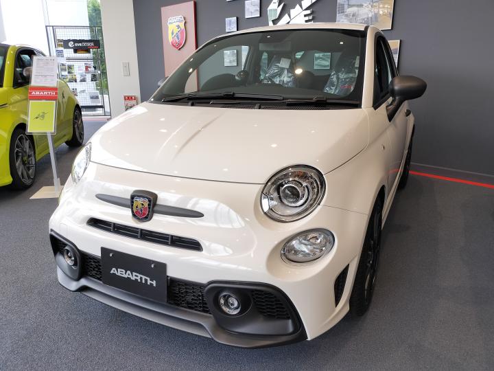 ABARTH 695 Competizione MTA