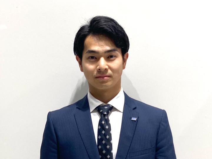 セールススタッフ 水野　開人