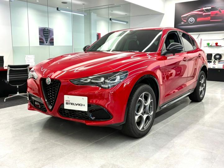 STELVIO 2.0 TURBO Q4 SPRINT