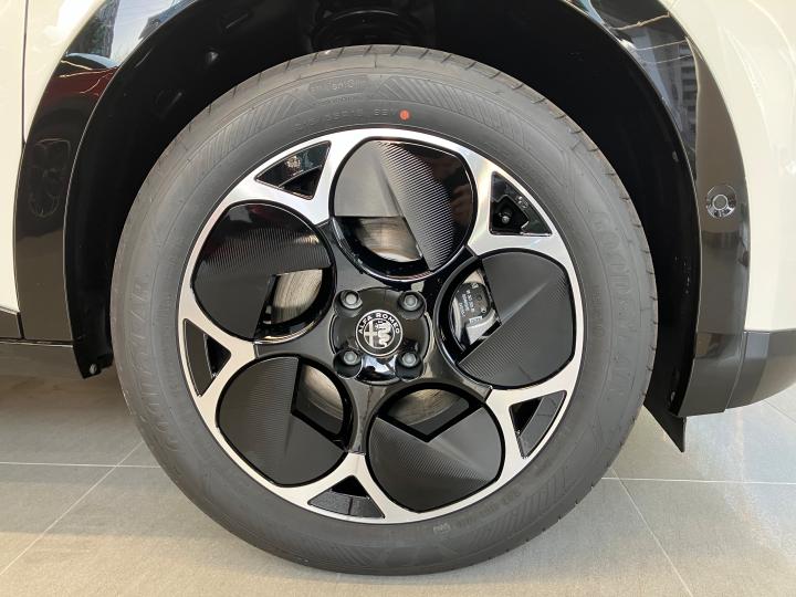 JUNIOR Ibrida Edizione Bianco