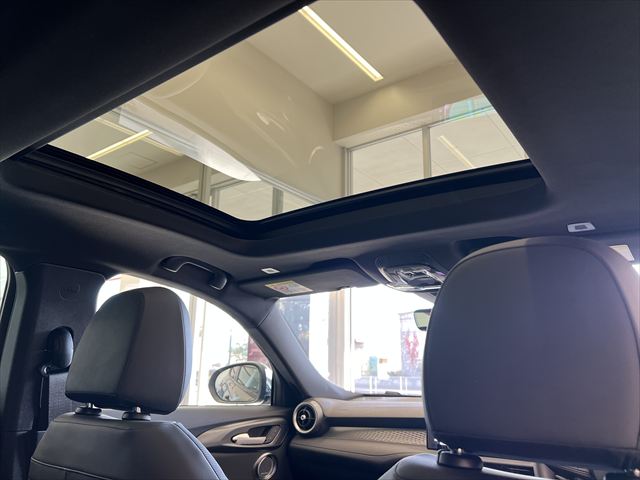 TONALE SUNROOF EDITION