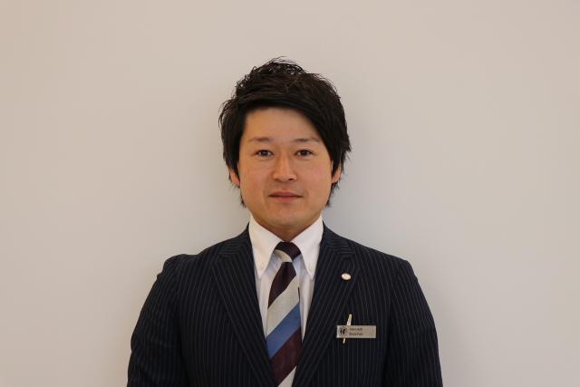 セールススタッフ 藤井　亮太