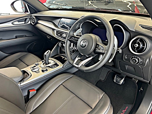 STELVIO 2.0 TURBO Q4 SPRINT