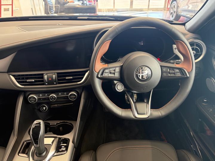 GIULIA 2.0 TURBO INTENSA