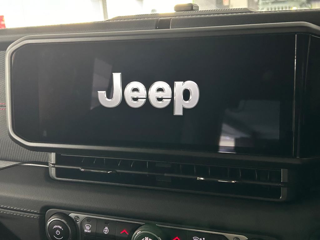 New Wrangler モニターのご紹介｜ジープ名古屋中央スタッフブログ