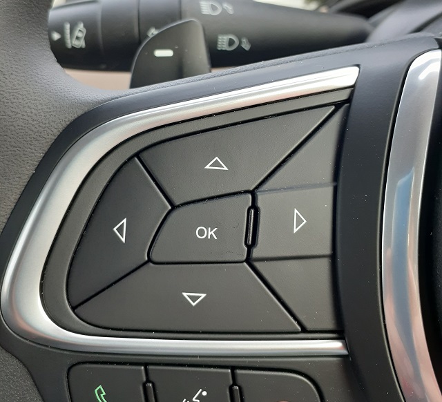 タイヤの空気圧チェックランプ(※500Xバージョン)｜フィアット