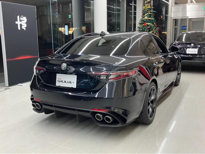 GIULIA QUADRIFOGLIO ESTREMA