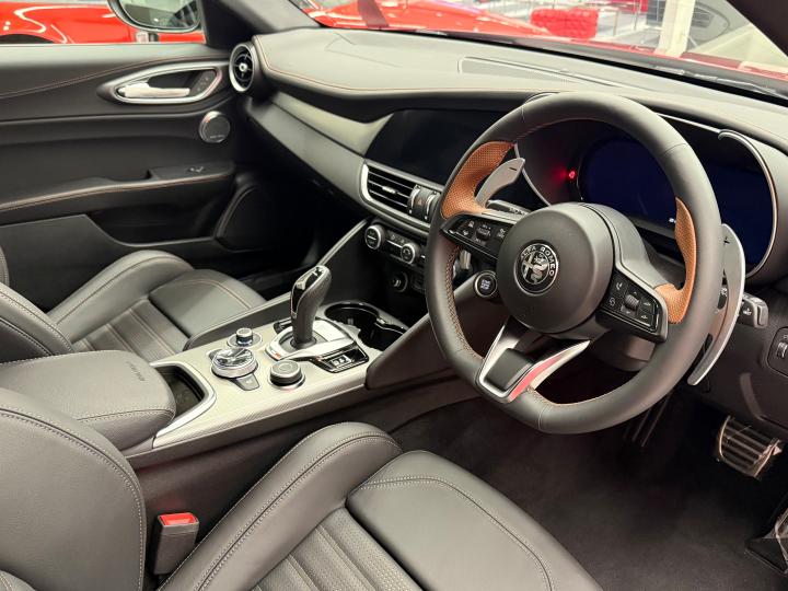 GIULIA 2.0 TURBO INTENSA