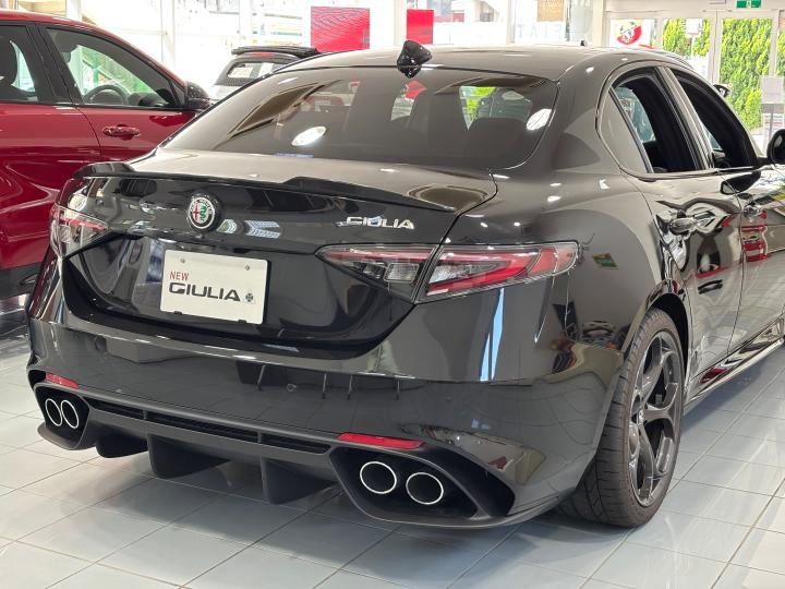 GIULIA 2.9 V6 BI-TURBO QUADRIFOGLIO
