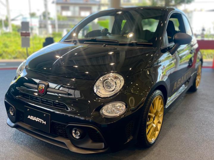 ABARTH 695 75° ANNIVERSARIO