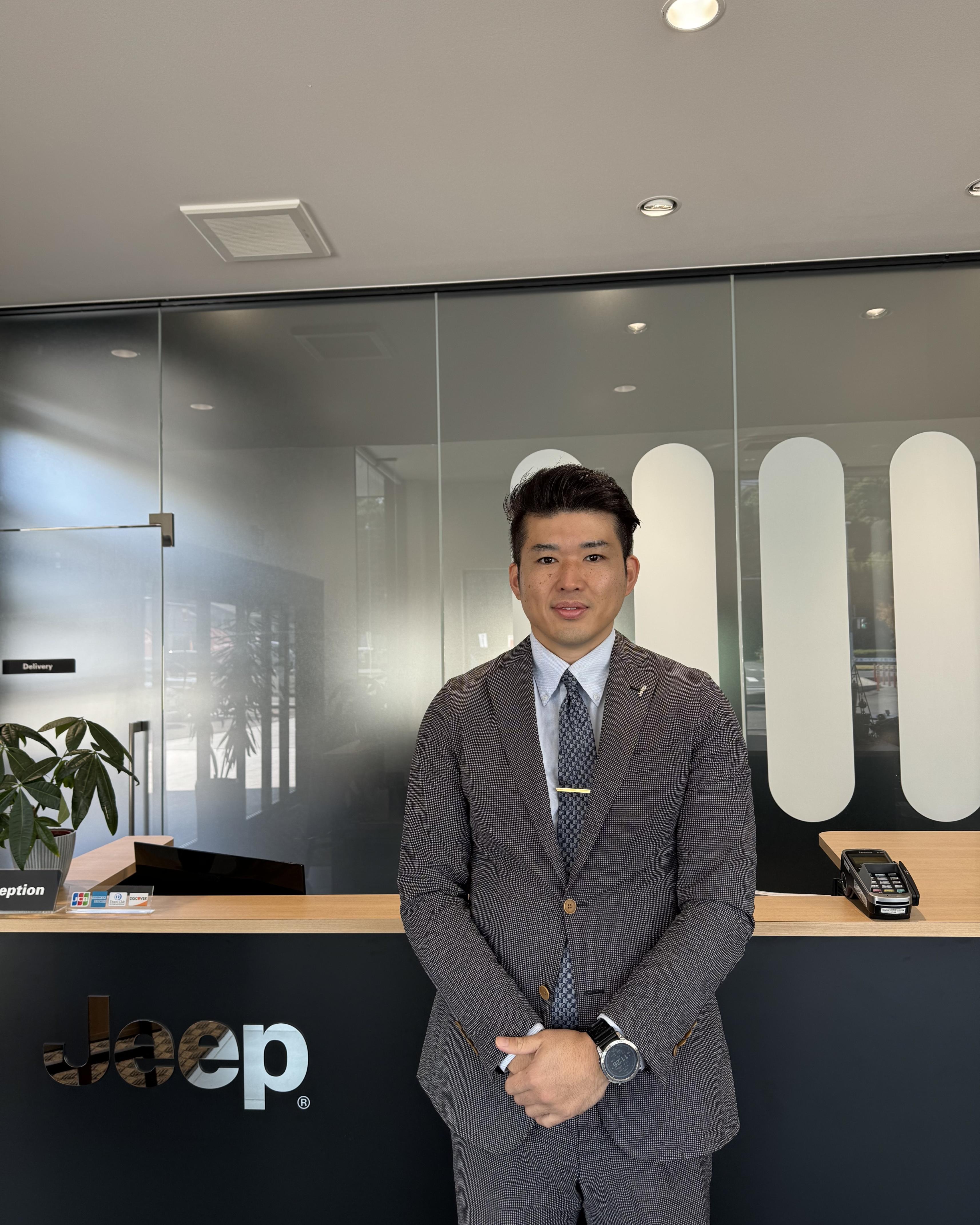 セールススタッフ 富田　和典