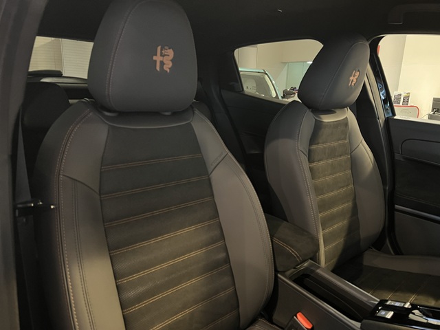 JUNIOR Ibrida INTENSA