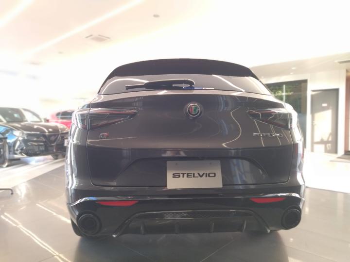 STELVIO 2.0 TURBO Q4 VELOCE
