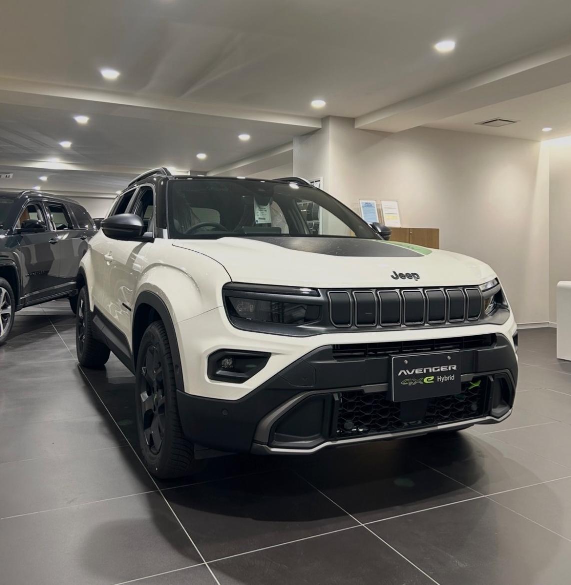 Avenger 4xe Hybrid