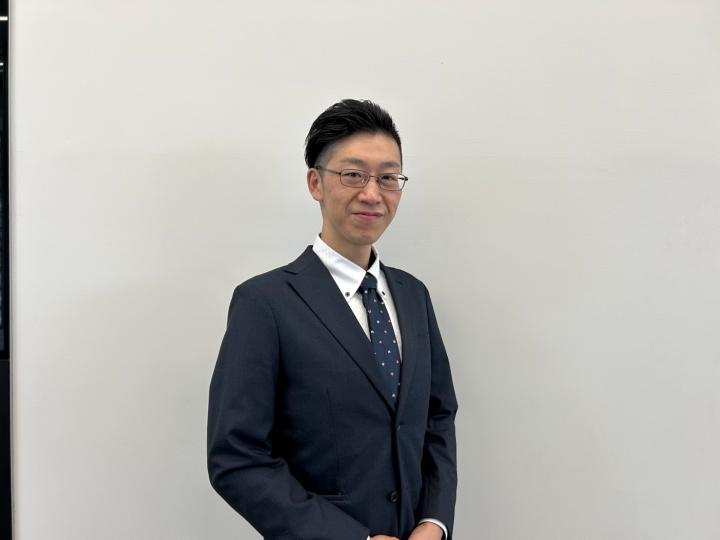 セールススタッフ 西澤　達也