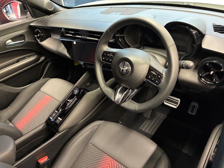 JUNIOR Ibrida Edizione Bianco