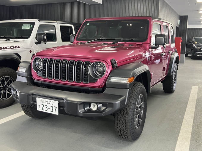 Wrangler（JL） Limited Edition with Sunrider Flip Top for Hardtop