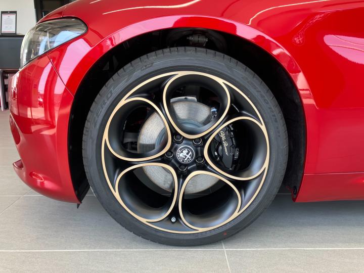 GIULIA 2.0 TURBO INTENSA