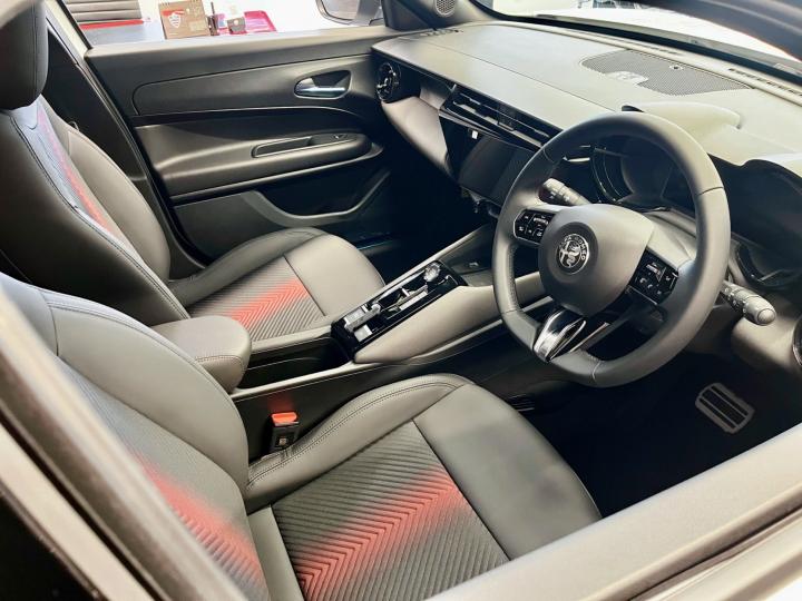 JUNIOR Ibrida Edizione Bianco