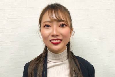セールスマネージャー／アクセサリーアンバサダー 鈴木　愛理