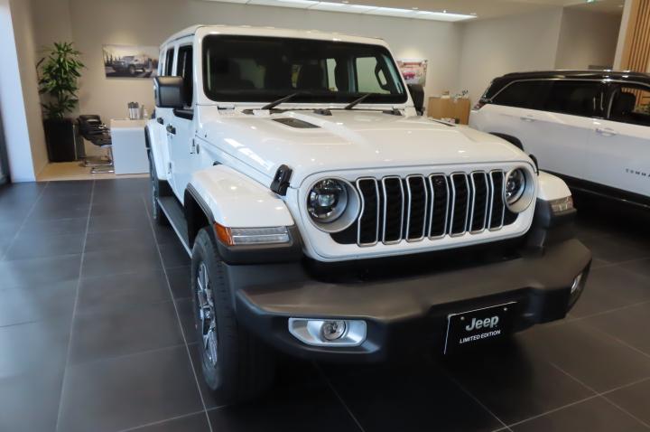 New Jeep Wrangler（JL） Unlimited Sahara Power Side Step