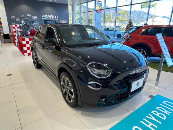 600 Hybrid NERO CINEMA