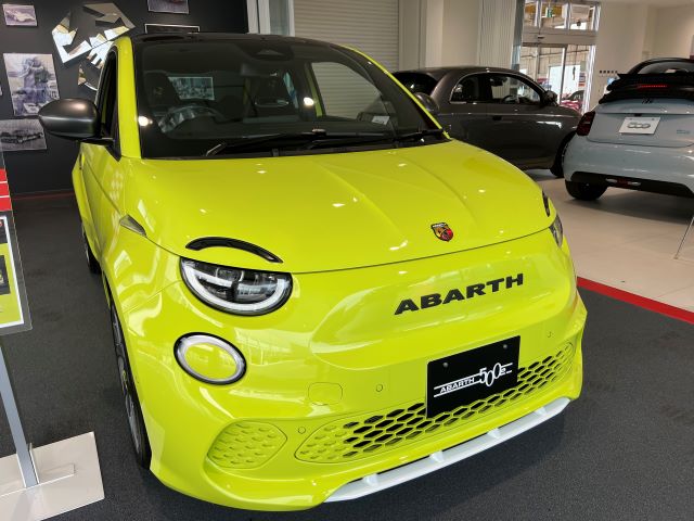 ABARTH 500e Scorpionissima Hatchback