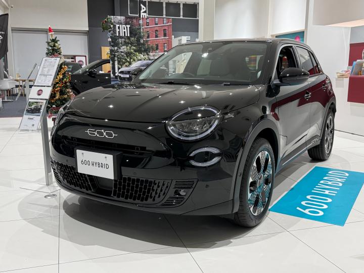 600 Hybrid NERO CINEMA