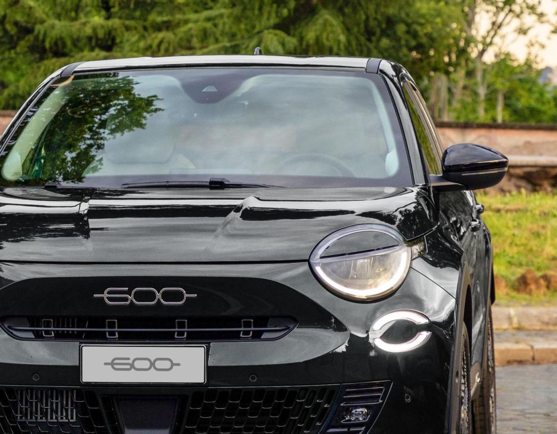 600 HYBRID NERO CINEMA DEBUT FAIR！！