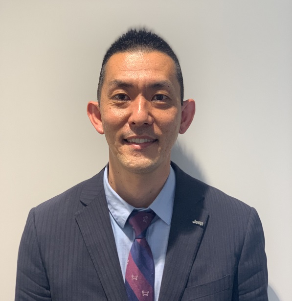 セールススタッフ 田中　信平