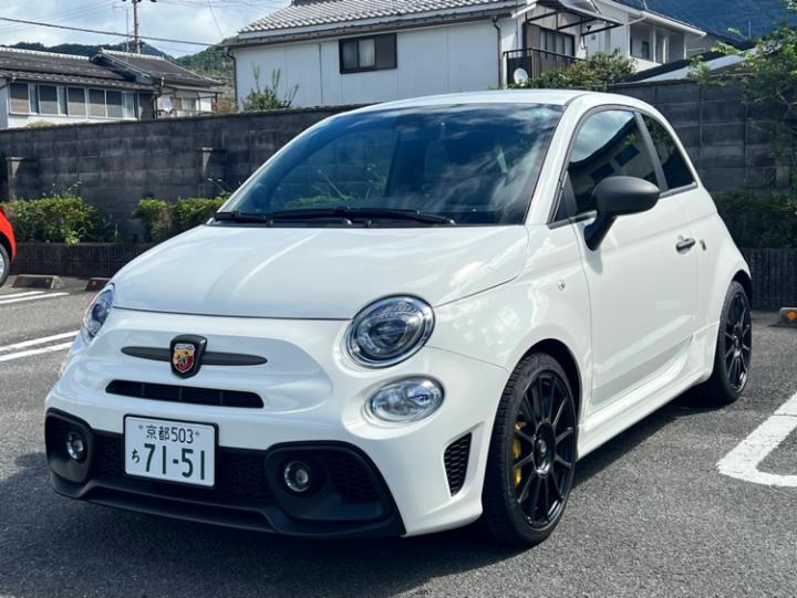 ABARTH 695 Competizione MT LHD