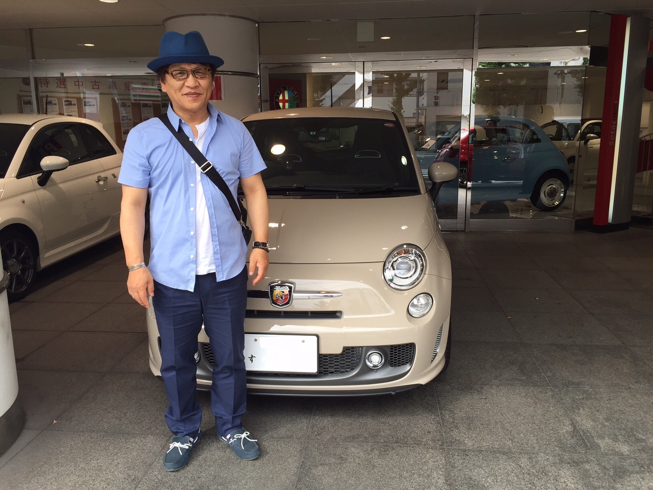 納車画像 Abarth 595 Turismo Mys ﾍﾞｰｼﾞｭﾗﾘｰ アバルト世田谷スタッフブログ Abarth Official Dealer Site