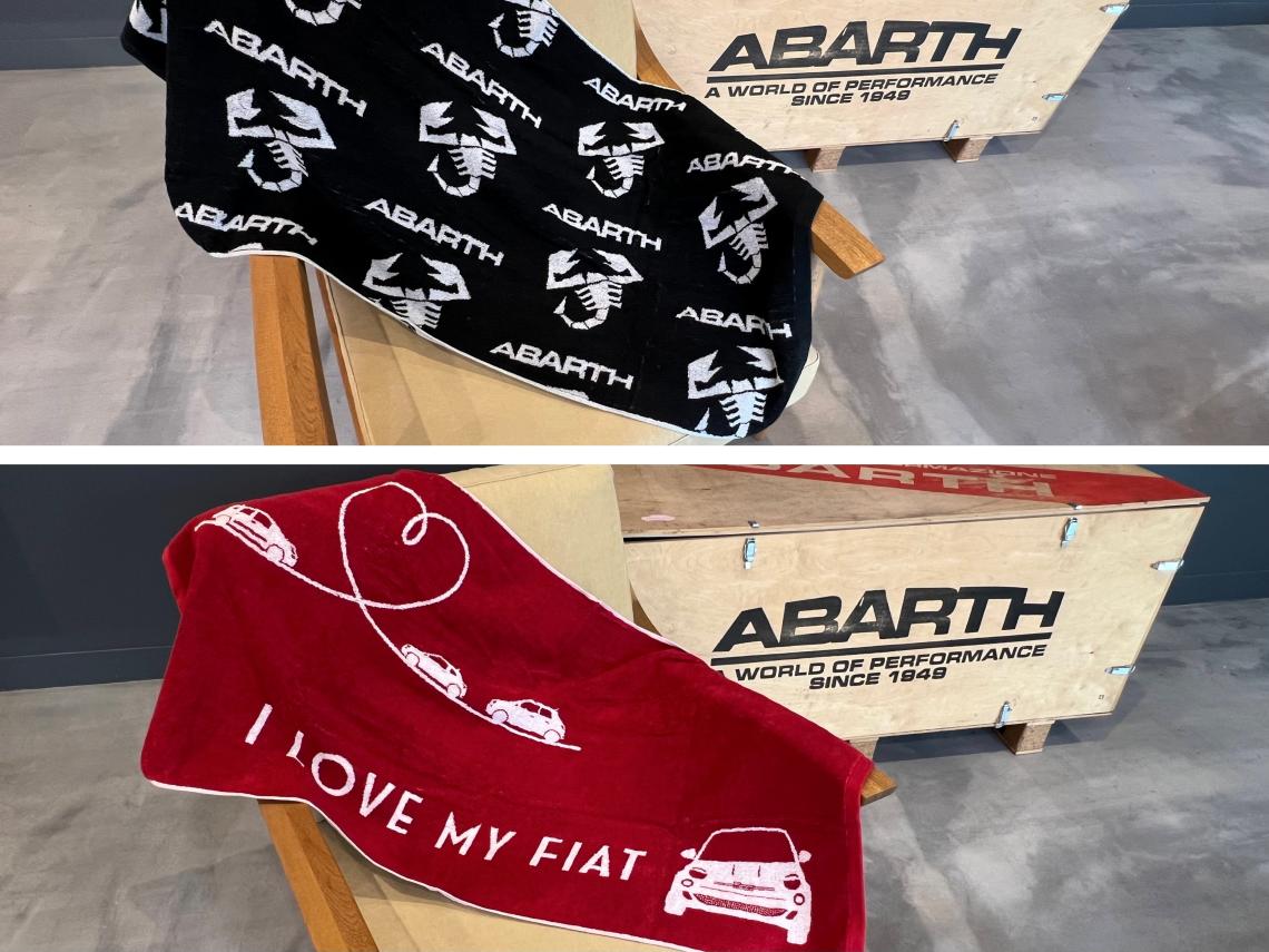 ABARTHバスタオル 未開封 オリジナル 今治 バスタオル アバルト ABARTH