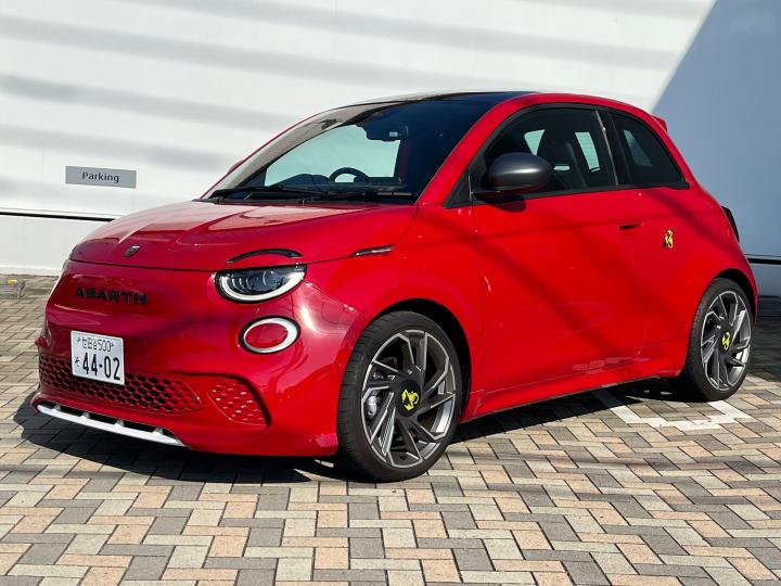 ABARTH 500e Turismo Hatchback