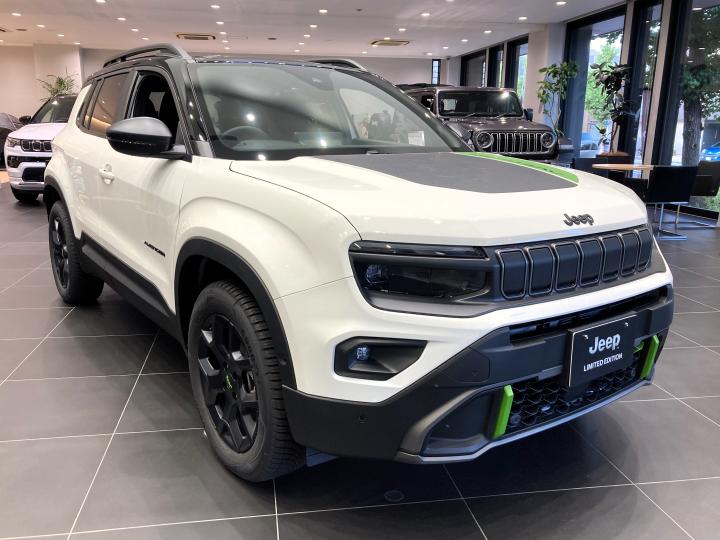 Avenger 4xe Hybrid Launch Edition