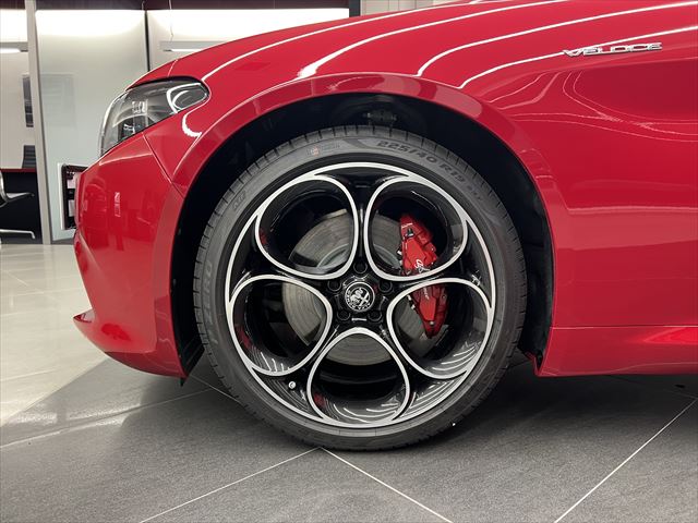 GIULIA 2.0 TURBO VELOCE