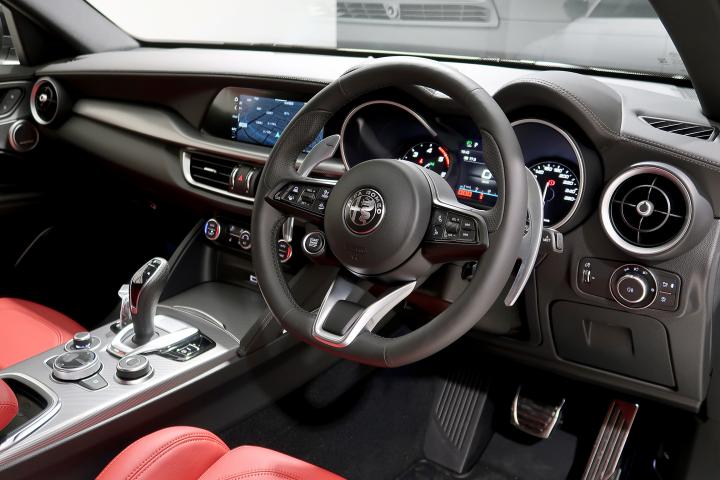 STELVIO 2.2 TURBO DIESEL Q4 VELOCE