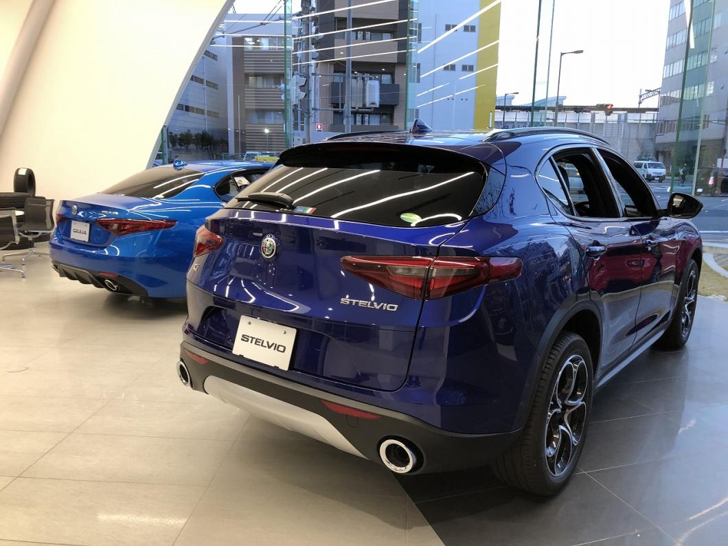 アノダイズドブルー・ミザーノブルー｜アルファ ロメオ西宮スタッフ