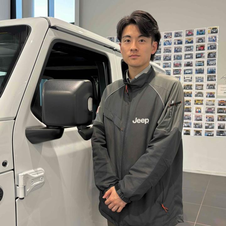 サービスアドバイザー 鬼塚