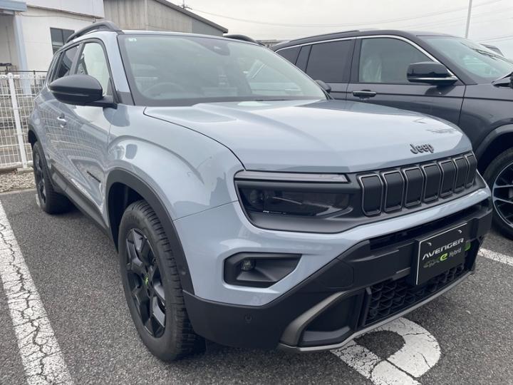 Avenger 4xe Hybrid