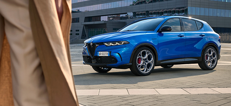 Alfa Romeo新車即納可能車両について