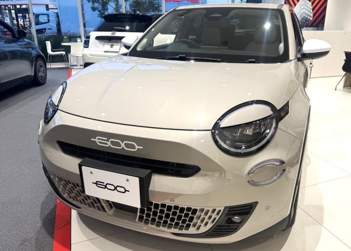 600 Hybrid La Prima（限定車）