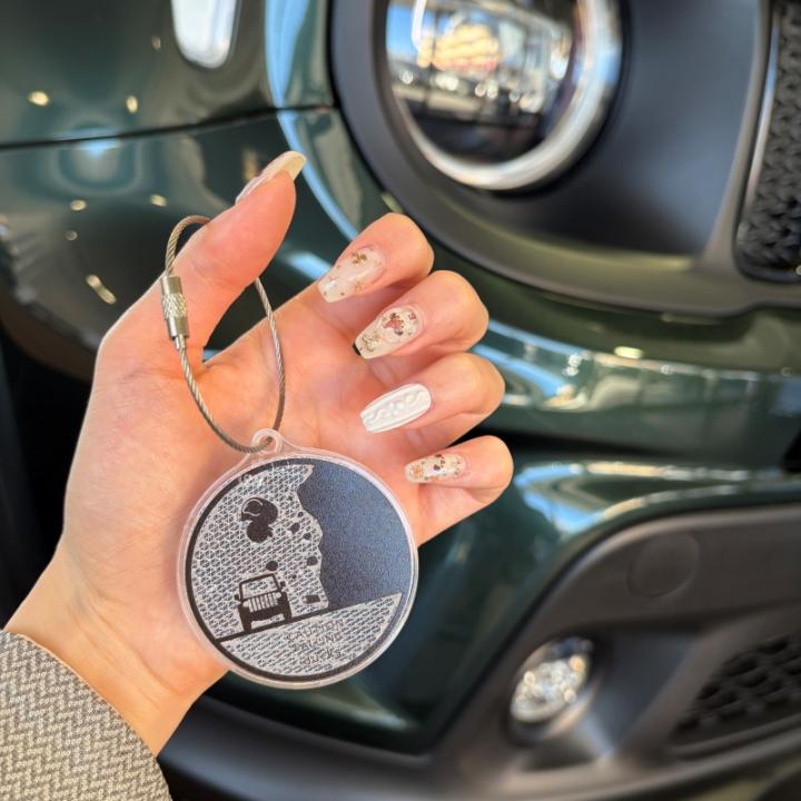 Jeep®リフレクターキーホルダー