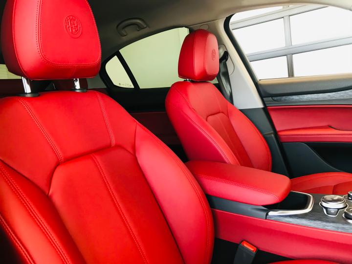 STELVIO ＿2.2 TURBO DIESEL Q4 SPRINT