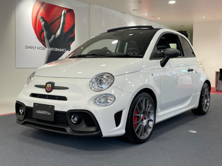 ABARTH 695C Turismo